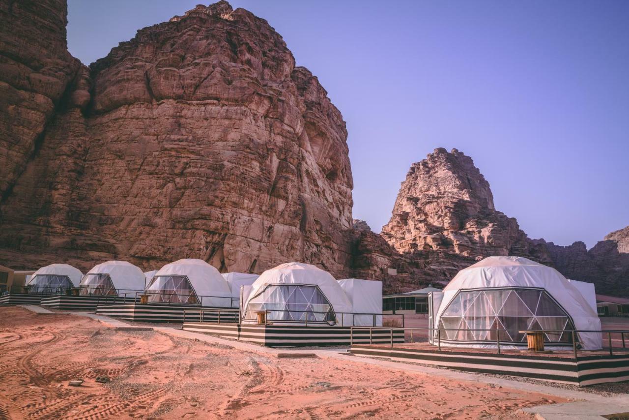 Camping Zeina Desert *